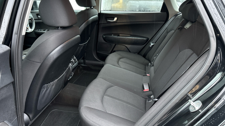 Kia Optima 1.7 CRDi ISG 2 5dr Diesel Estate